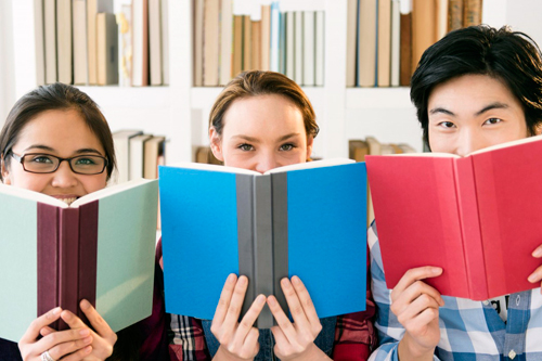 New Study: Reading Literary Fiction Enhances Reading of Body Language