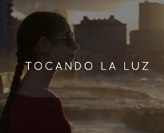 tocando_la_luz_poster