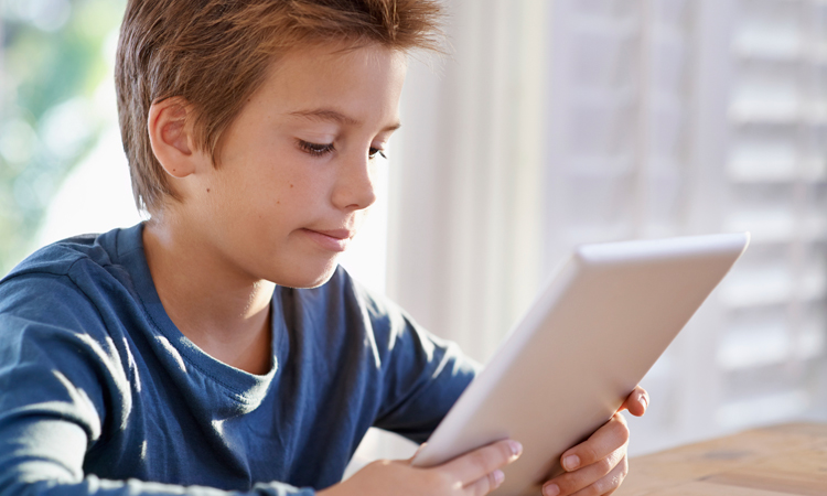 How To Raise Well-Balanced Children In Our Tech-Centered World