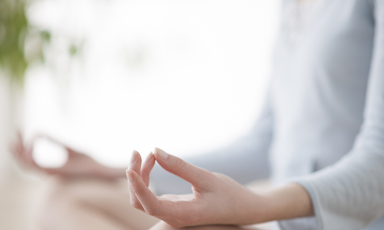 mindfulness-meditation lotus pose