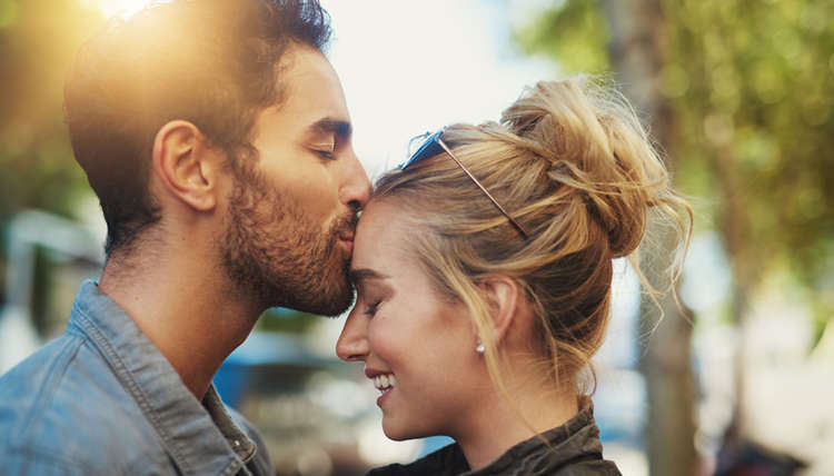 How Falling In Love Changes The Brain