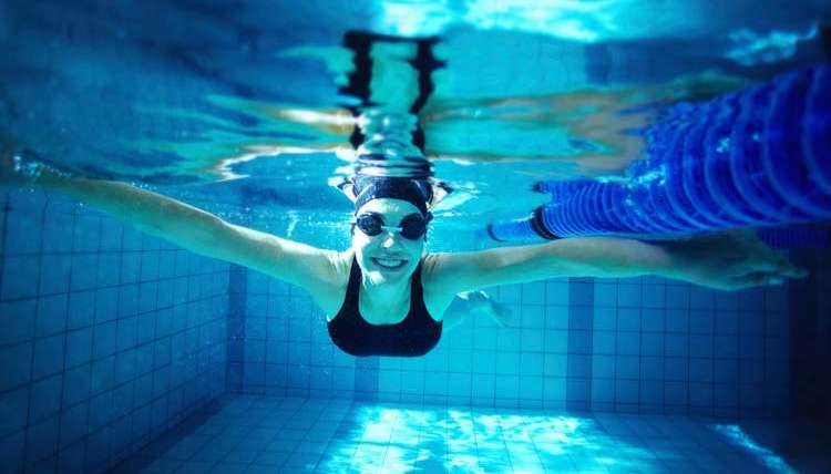 4 Swimming Workouts For Strength Training and Injury Prevention