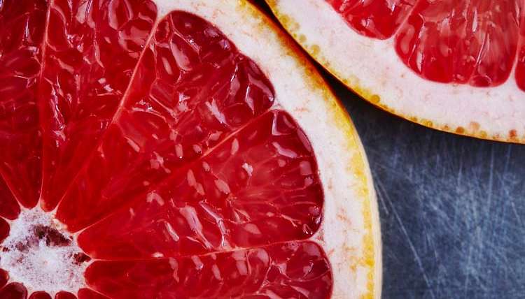 Grapefruit Benefits Weight Loss, Glowing Skin and More