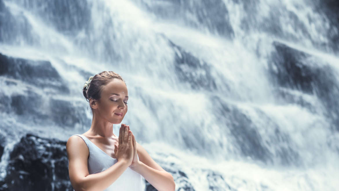 Reversing The Signs of Aging: How Meditation Helps Your Skin Look Younger